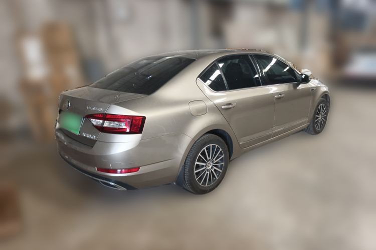 Used Skoda Octavia 2018 1.6L Automatic Luxury Edition