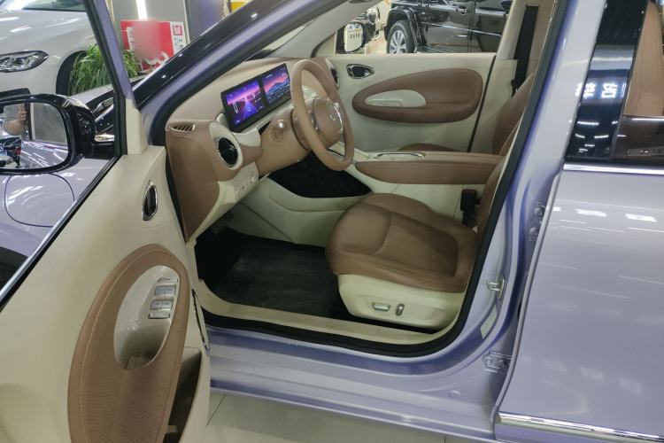 Used Wuling Bingo 2025 410 km Lingxi Deluxe Edition Left Front Seat