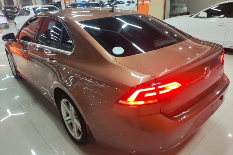 Used Volkswagen Lamando 2015 330TSI DSG Comfort Edition Rear Left 45 Deg