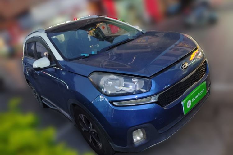 Used Kia KX3 2015 1.6L Automatic Two-Wheel Drive DLX Front Right 45 Deg