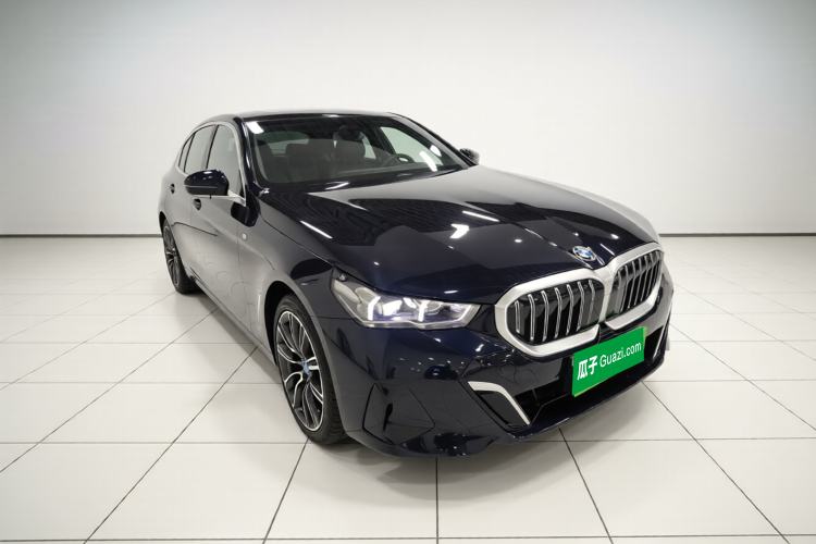Used BMW 5 Series 2025 530Li Luxury Edition M Sport Package
