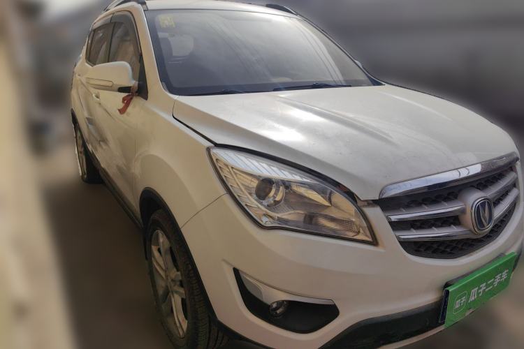 Used CHANGAN CS35 2015 1.6L Manual Luxury Model China IV Standard
