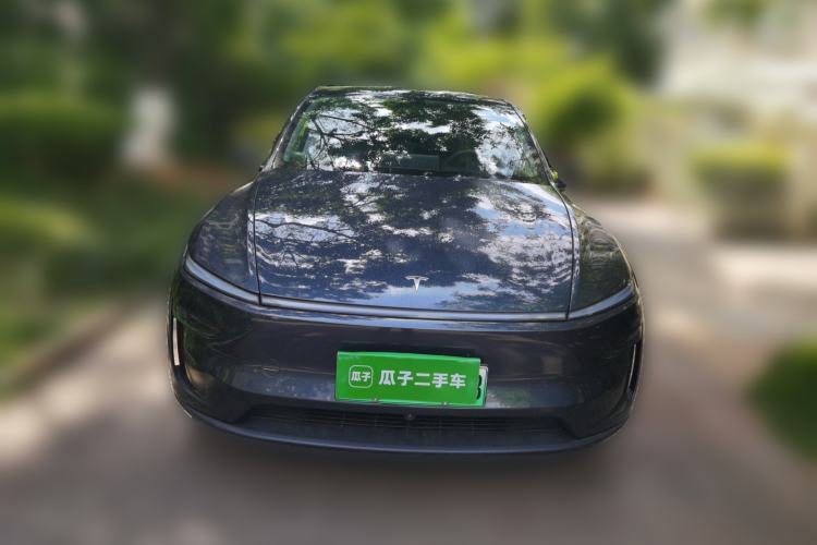 Used Tesla Model Y 2025 Long-Range All-Wheel-Drive Version Front