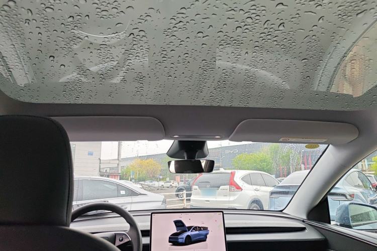 Used Tesla Model Y 2025 Rear-Wheel-Drive Version