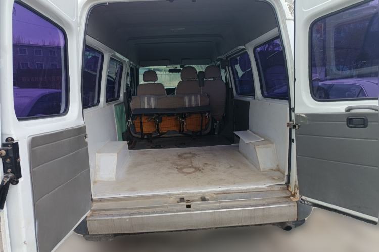 Used Ford Classic Transit 2015 2.8T Diesel Multi-Function Vehicle Short Wheelbase 6-Seater Mid-Roof Edition JX493ZLQ4