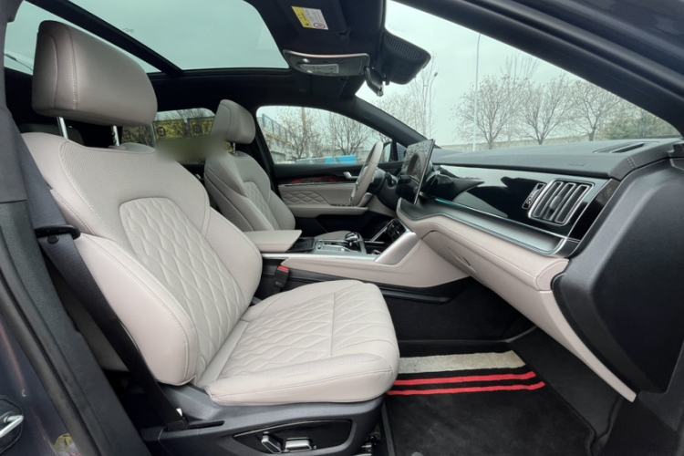 Used BYD Tang New Energy 2024 DM-i Glory Edition 112KM Prestige Model