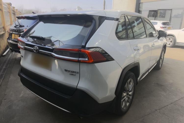 Used Toyota Wildlander 2020 2.0L CVT 4x4 Luxury Edition