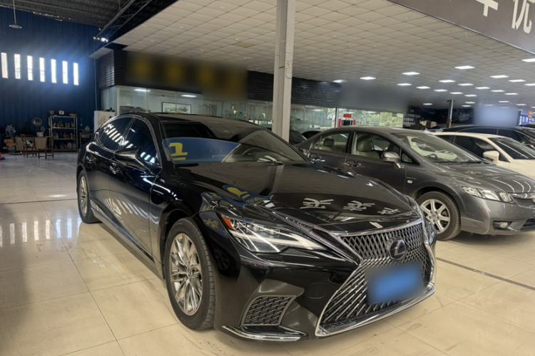 Used Lexus LS 2020 350 Luxury Edition China VI Standard
