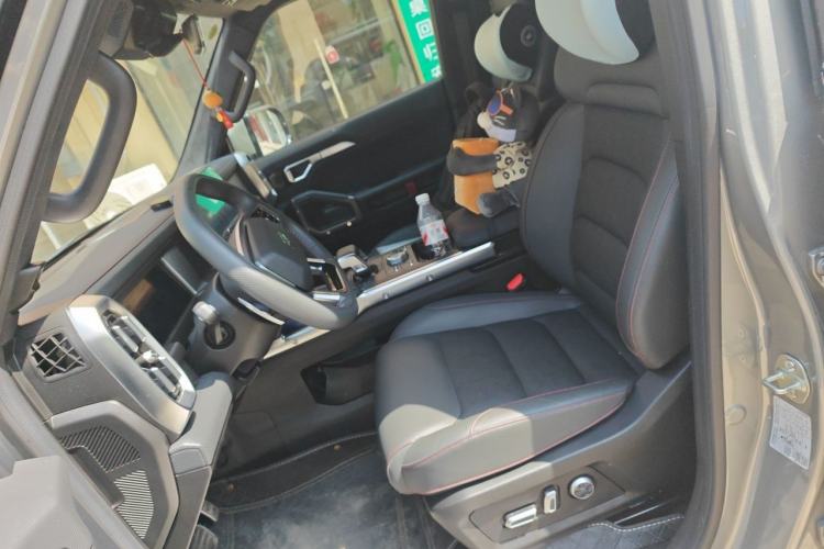 Used JETOUR Traveler 2023 2.0T All-Wheel Drive CrossPRO+