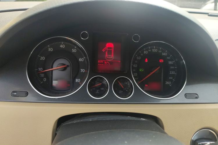 Used Volkswagen Magotan 2009 1.8 TSI DSG Comfort Edition Steering Wheel