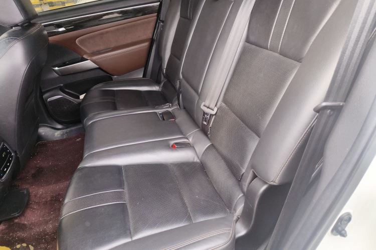 Used GAC Trumpchi GS8 2017 320T Two-Wheel Drive Luxury Smart Connectivity Version (7 Seats)