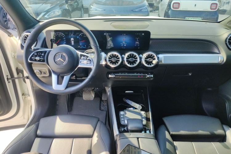 Used Mercedes-Benz GLB 2021 GLB 200 Fashion Model