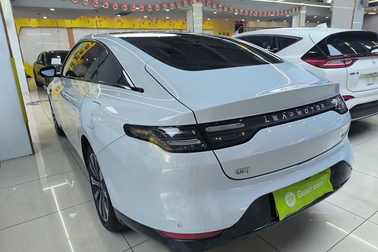 Used Leapmotor C01 2023 Range-Extended 216 Comfort Edition Rear Left 45 Deg