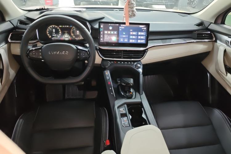 Used Lynk & Co 06 2023 Remix 1.5T Shero
