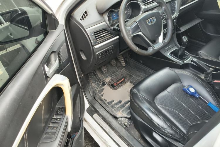 Used Geely Auto Emgrand 2017 Sedan Million Edition 1.5L Manual Upward Connect Version