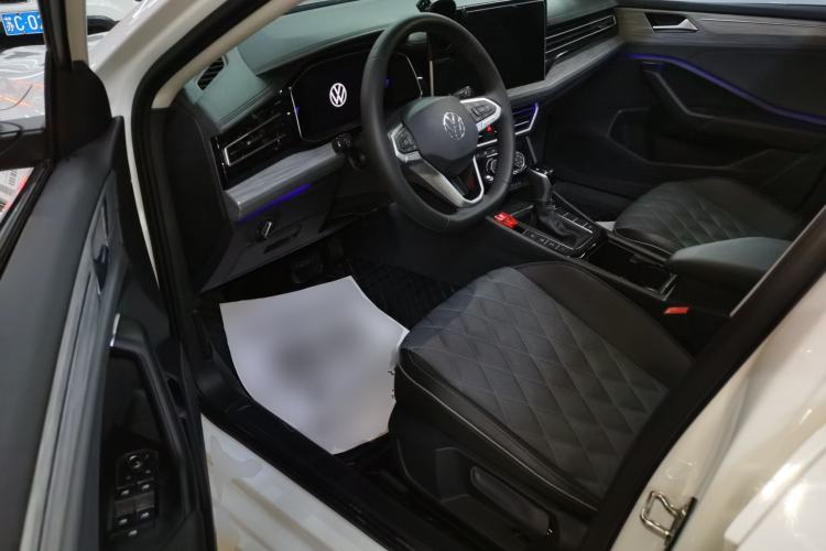 Used Volkswagen Sagitar 2025 300TSI DSG Excellence Edition Left Front Seat