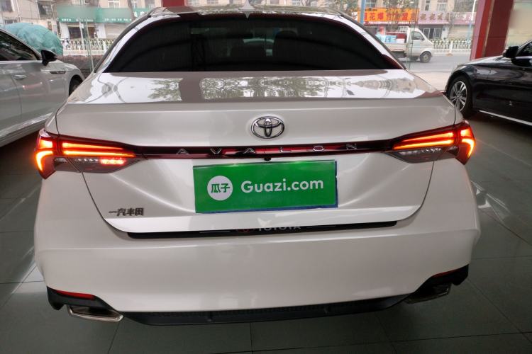 Used Toyota Avalon 2019 2.0L Luxury Edition China VI Standard

