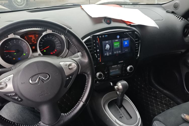 Used Infiniti ESQ 2014 1.6L Spontaneous Edition