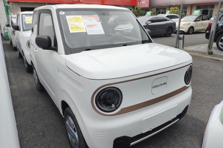 Used Geely Galaxy Panda 2024 Panda Mini 200km Endurance Bear