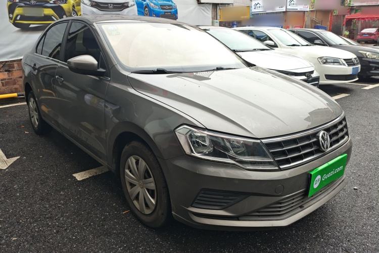 Used Volkswagen Jetta 2017 1.5L Manual Fashion Edition