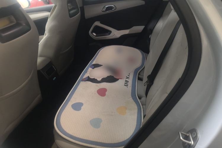 Used BYD Yuan UP 2025 Intelligent Driving Version 401 km Leading Edition
