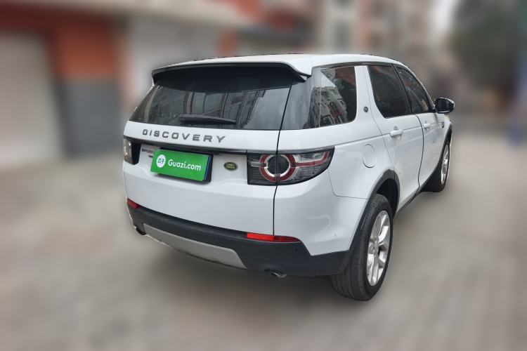 Used Land Rover Discovery Sport 2018 240 PS HSE Version Rear Right 45 Deg