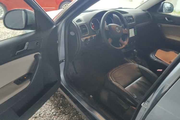 Used Skoda Yeti 2014 1.4TSI DSG Explorer Edition Driver Seat