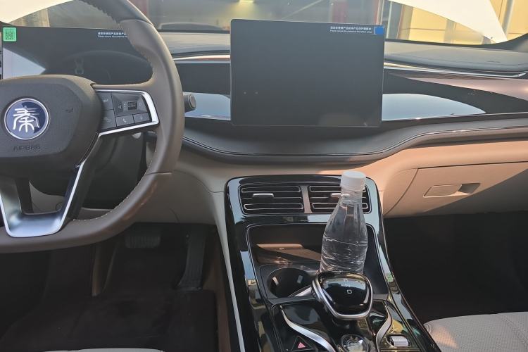 Used BYD Qin PLUS 2024 HONOR Edition DM-i 55KM Leading Model
