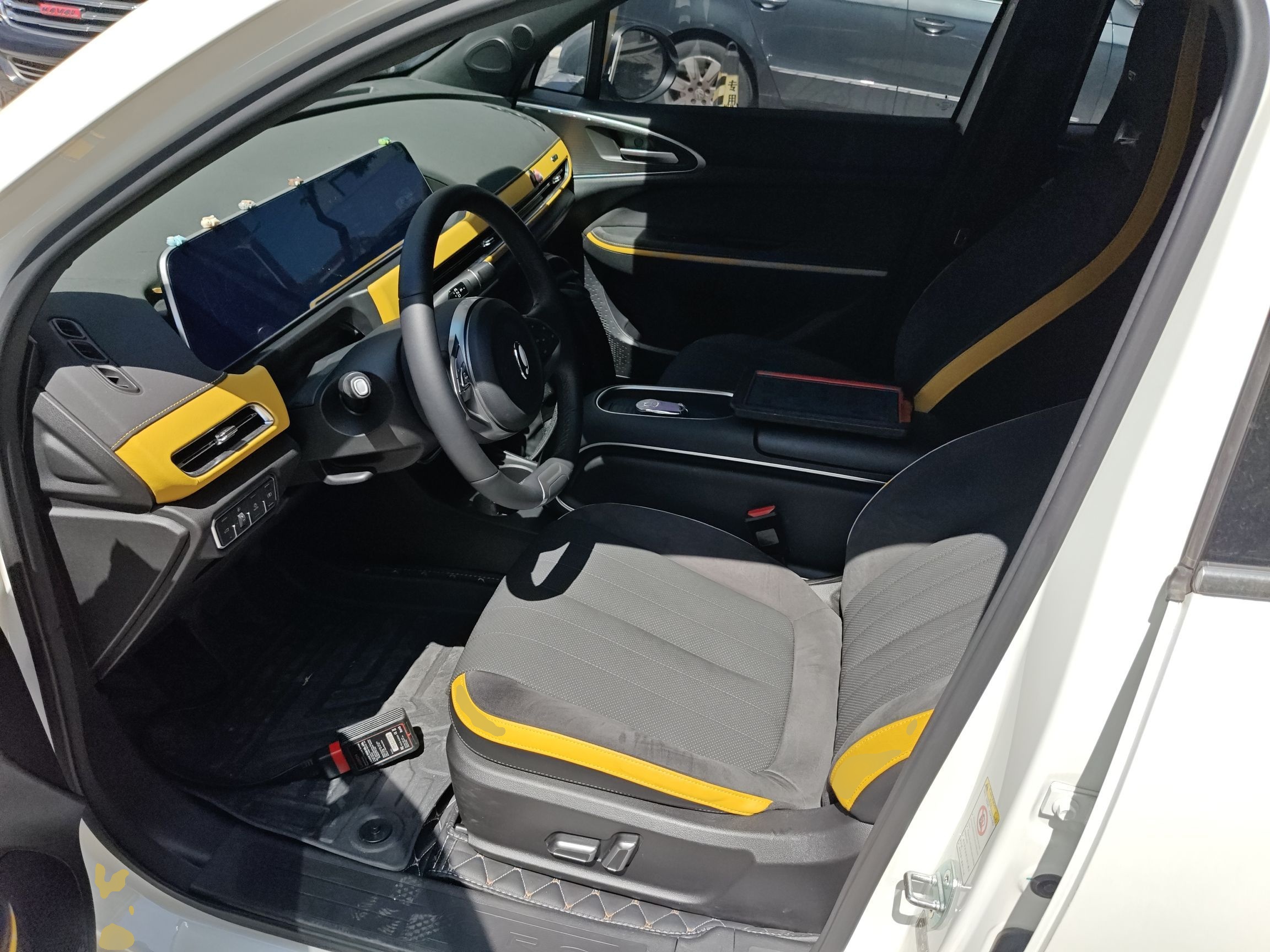 Переднее сиденье в автомобиле