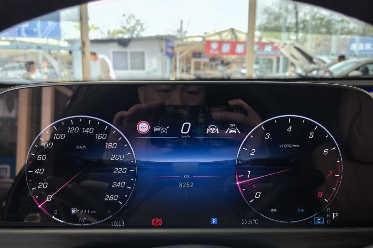 Used Mercedes-Benz E-Class 2025 Facelift E 300 L Fashion Edition Exterior 6