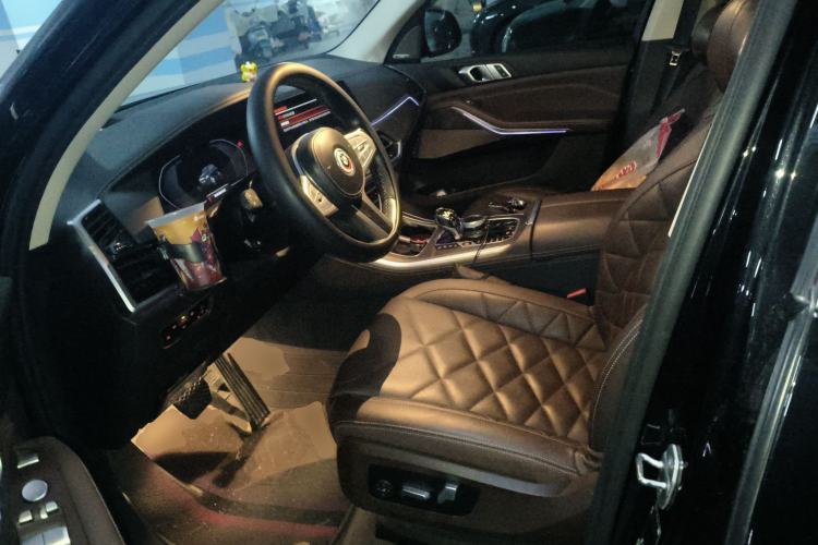 Used BMW X5 2022 Restyled xDrive 30Li Luxury Version M Sport Package