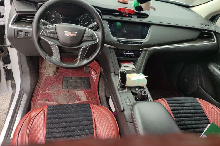Used Cadillac XT5 2018 25T Luxury Model
