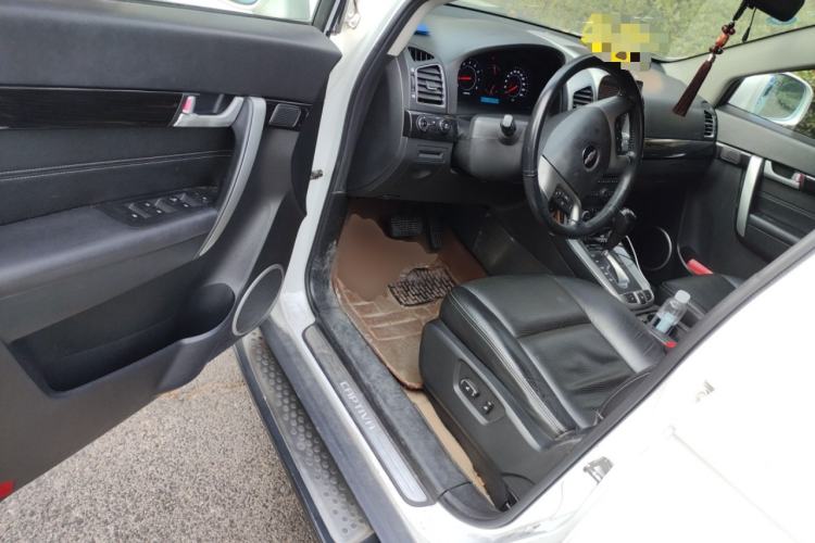 Used Chevrolet Captiva 2014 2.4L 4x4 Flagship Edition 7 Seats