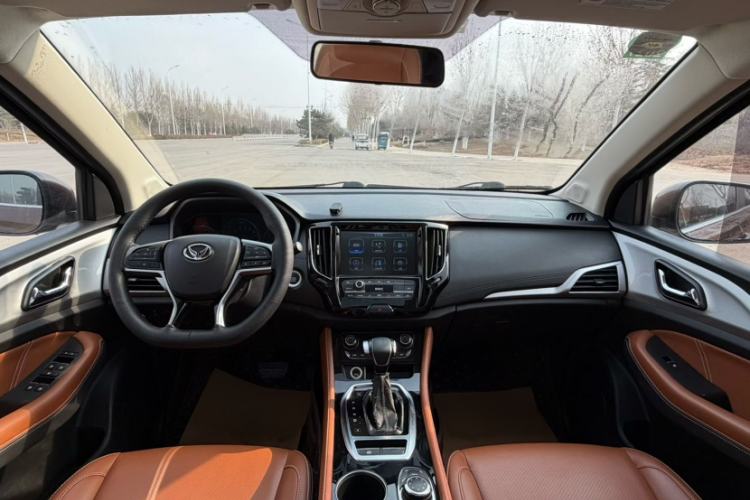 Used HYOSOW H5 2018 1.3T CVT Luxury Model Interior 2