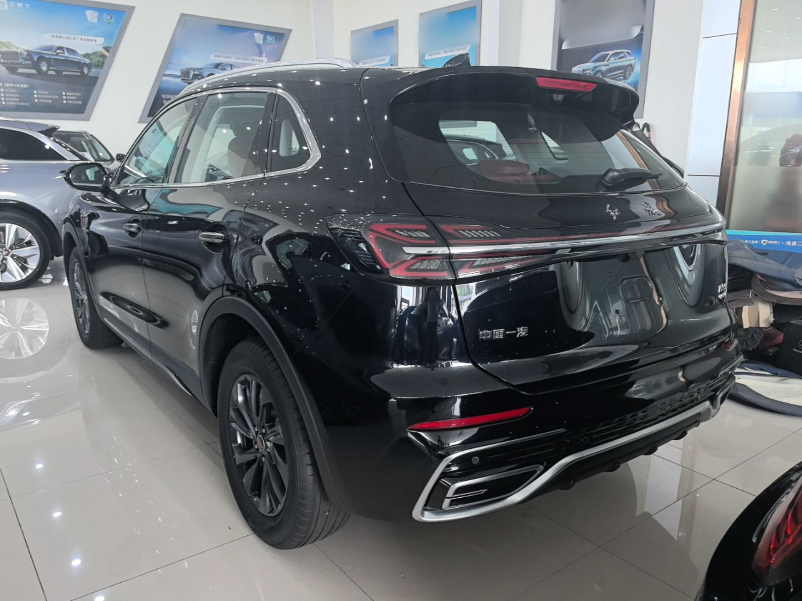 Hongqi HS5 2025 2.0T Two-Wheel Drive Flagship Pro Edition - Chinese Trim Xiang — снимка 4