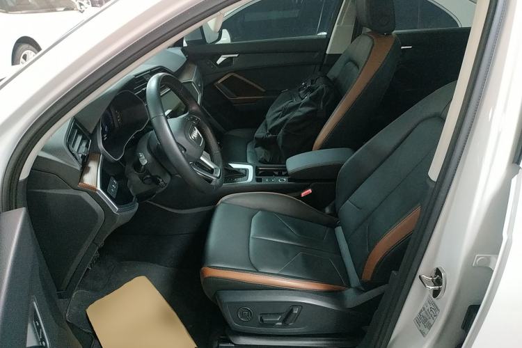 Used Audi Q3 2021 35 TFSI Fashionable and Elegant Model
