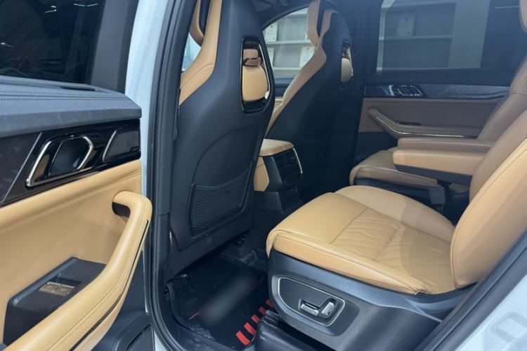 Used Lynk & Co 09 EM-P 2021 2.0T PHEV Ultra Six-Seater
