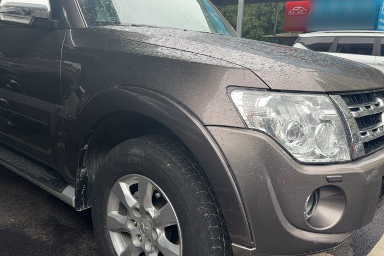 Used Mitsubishi Pajero 2014 3.0L Luxury Edition
