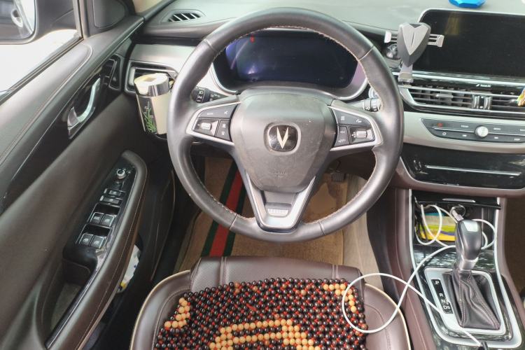 Used CHANGAN Raeton CC 2018 1.5T Automatic Zhiya Model China V Standard Steering Wheel