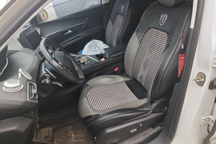 Used Peugeot 4008 2017 350THP Elite Edition Left Front Seat