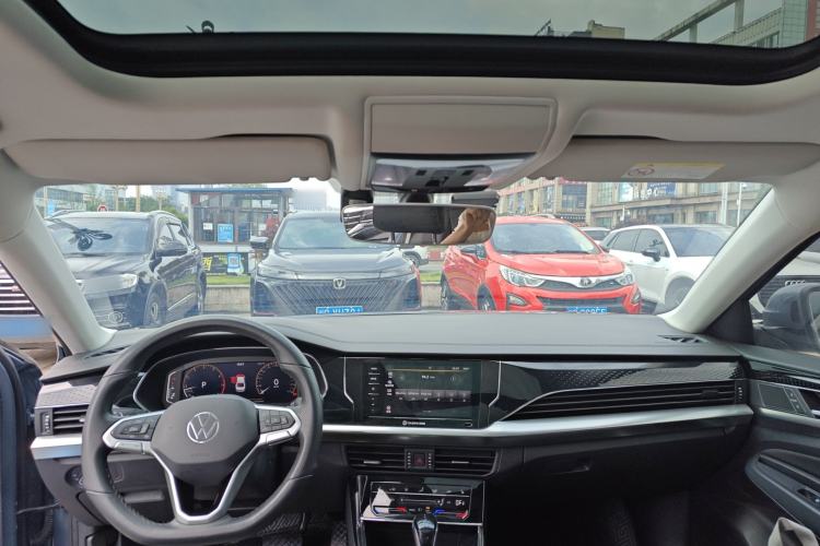 Used Volkswagen Passat 2022 330TSI Starry Elite Edition Center Console