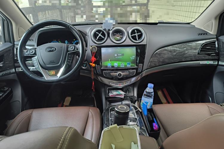 Used BYD Tang New Energy 2015 2.0T Four-Wheel-Drive Flagship Model