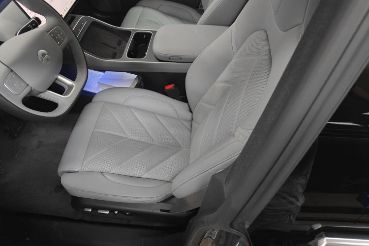 Used Nio ET5T 2025 100kWh Touring Left Front Seat