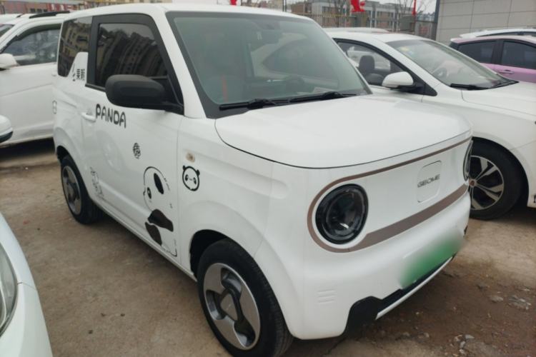 Used Geely Galaxy Panda 2023 Panda Mini 200km Dynamic Bear
