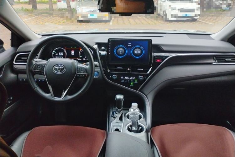 Used Toyota Camry 2021 Dual-Motor 2.5HG Luxury Edition Center Console