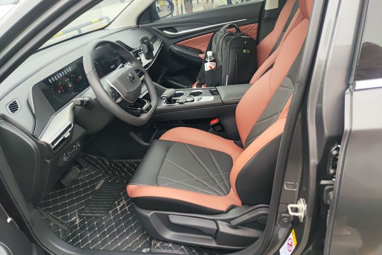 Used CHANGAN Eado 2022 PLUS Blue Whale NE 1.4T GDI DCT Prestige Edition
