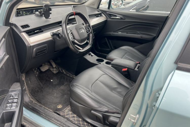 Used NETA V 2021 Long-Range Entertainment Edition Upgrade Model