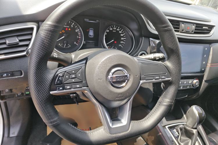 Used Nissan Qashqai 2019 2.0L CVT Smart Enjoyment Version Steering Wheel