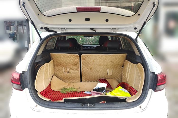 Used Kia KX Cross 2018 1.6L Automatic Dynamic Sunroof Version