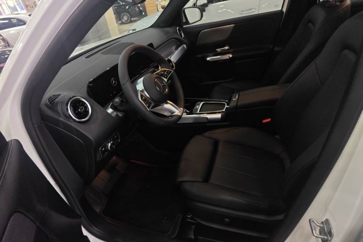 Used Mercedes-Benz GLB 2024 GLB 200 Dynamic Edition Left Front Seat